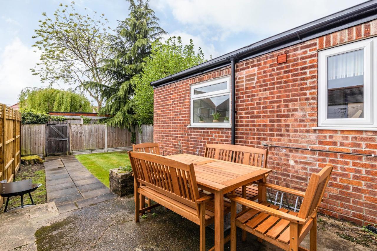 4 Bed Terraced House In Beeston With Convenient Centre Access